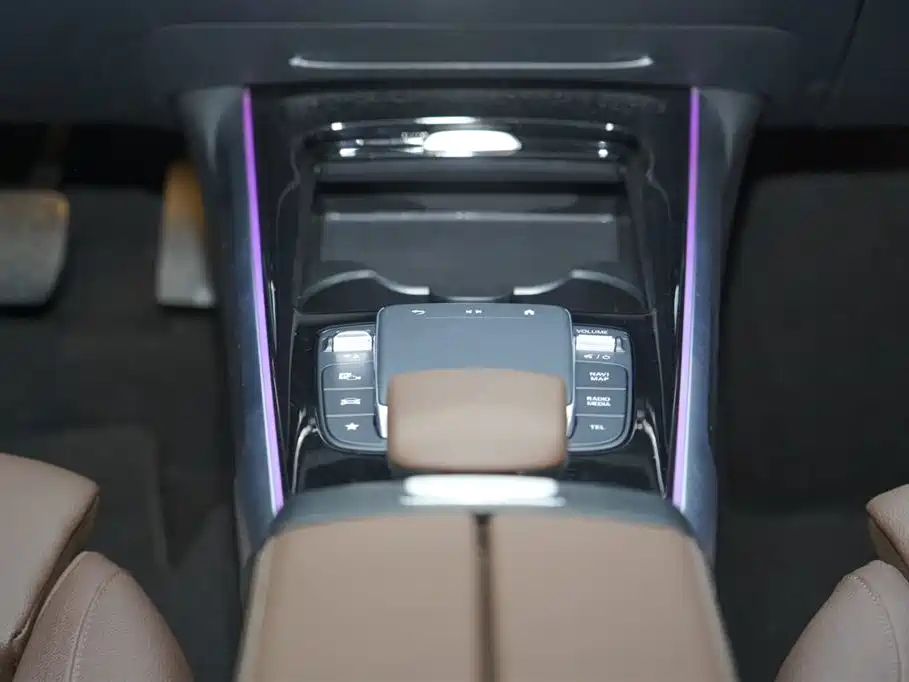 Mercedes-Benz GLB 2024 GLB 220 Fashion Model купить на сайте DeffCars