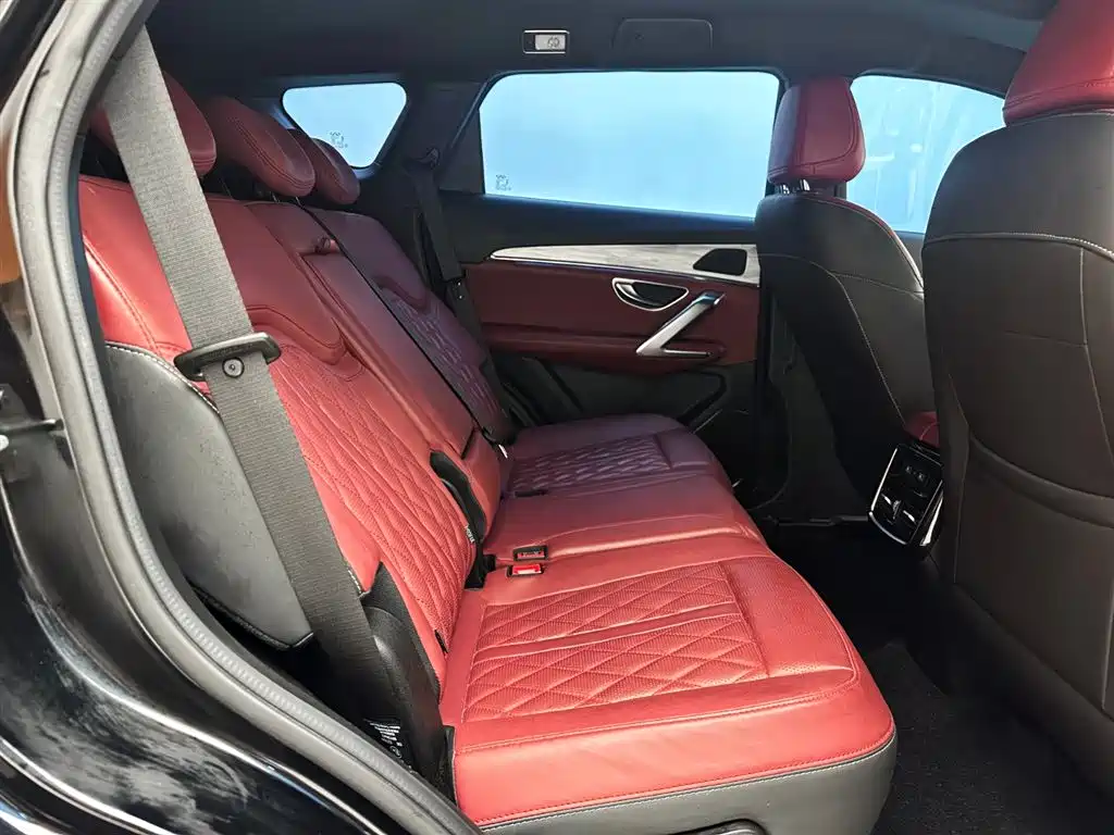 Jietu X70 PLUS 2023 model 1.5T DCT Brave PLUS 5 seats купить на сайте DeffCars