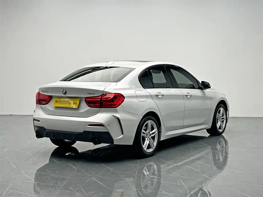 BMW 1 Series 2021 120i M Sports Night Edition купить на сайте DeffCars