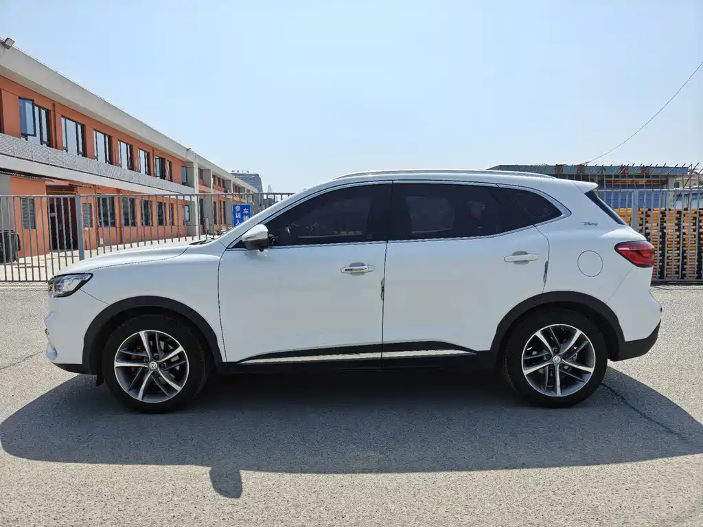 MG HS 2019 20T automatic two-wheel drive luxury version National VI купить на сайте DeffCars