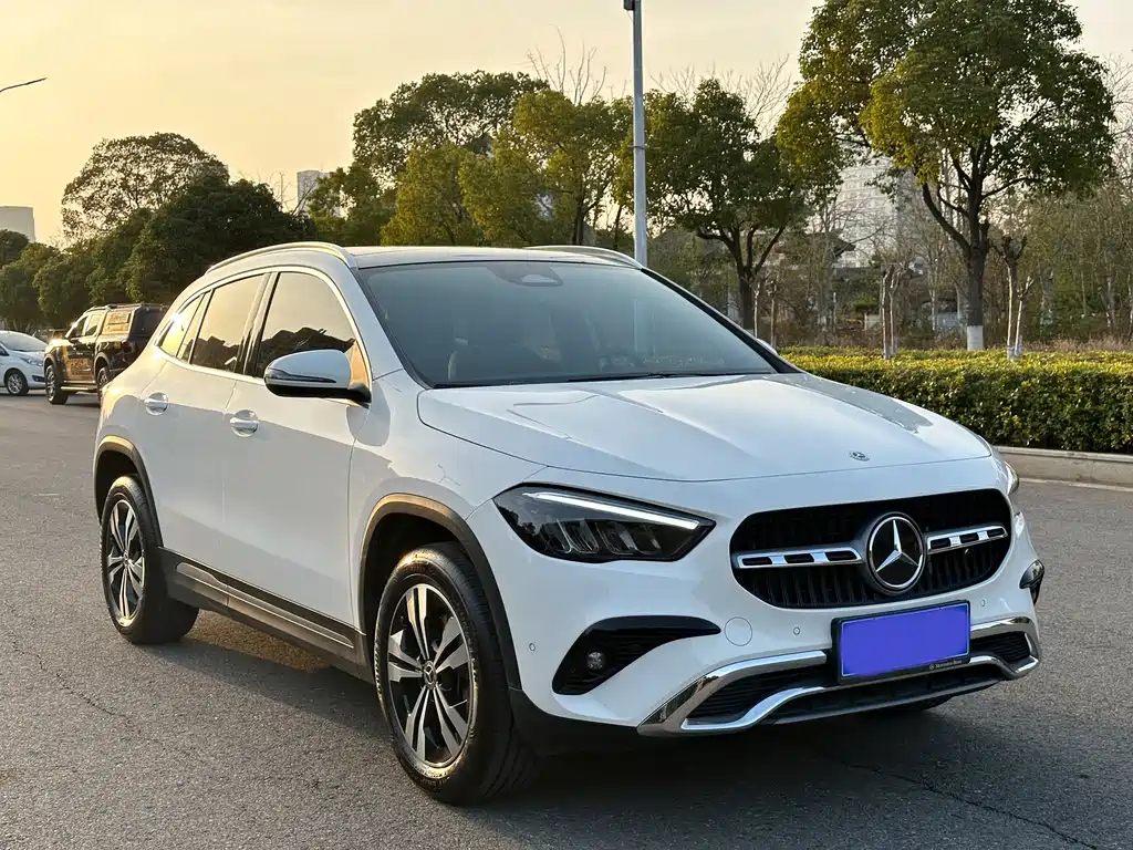 Mercedes-Benz GLA 2024 GLA 200 купить на сайте DeffCars