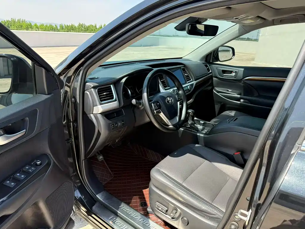 Highlander 2021 2.0T four-wheel drive luxury version 7 seats купить на сайте DeffCars