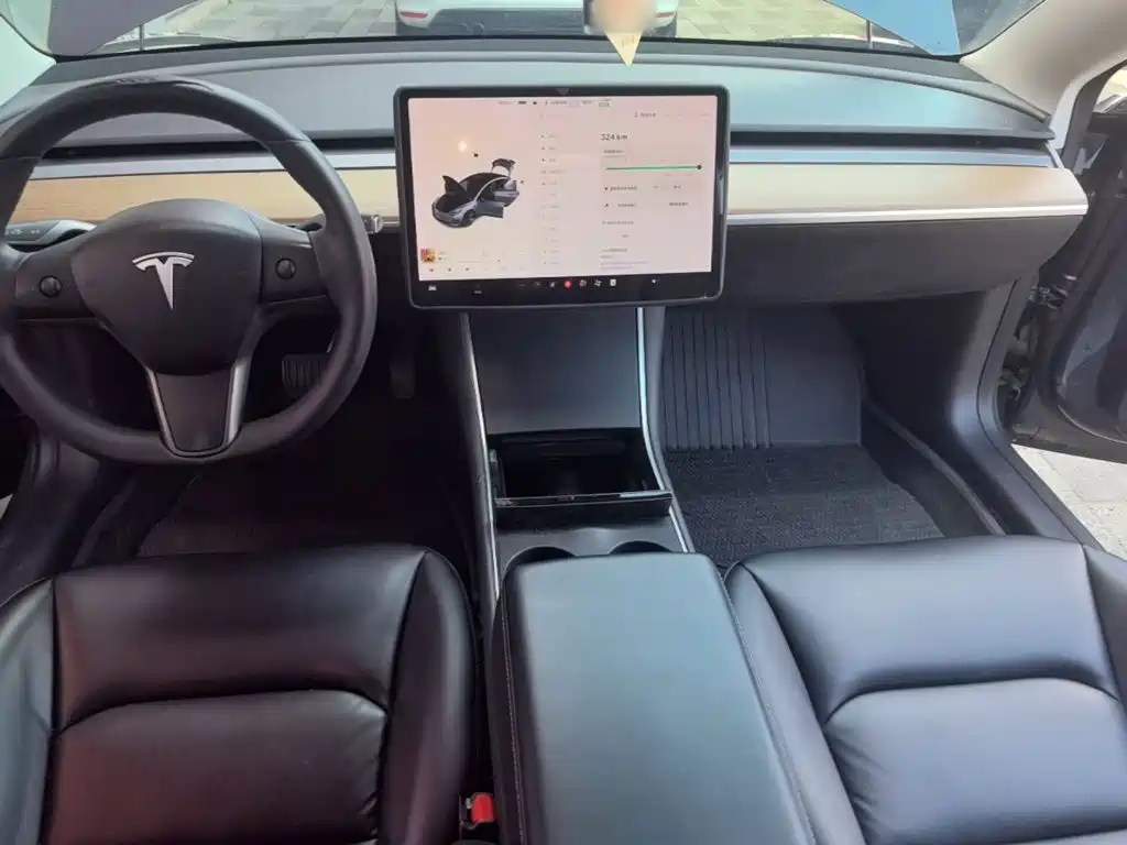Model 3 2019 standard range rear drive upgraded version купить на сайте DeffCars