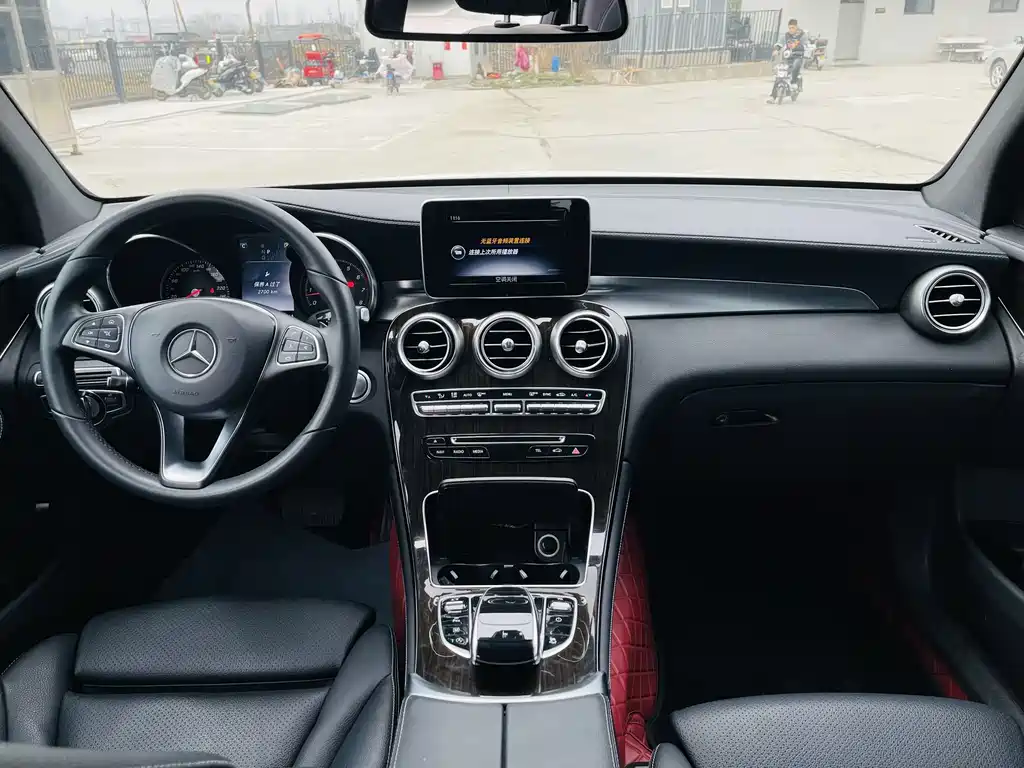 Mercedes-Benz GLC 2017 GLC 260 4MATIC Dynamic купить на сайте DeffCars