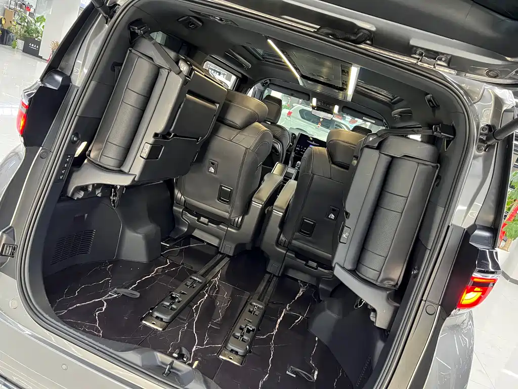 Wilfa 2024 Crown Dual Engine 2.5L Supreme Executive Edition купить на сайте DeffCars