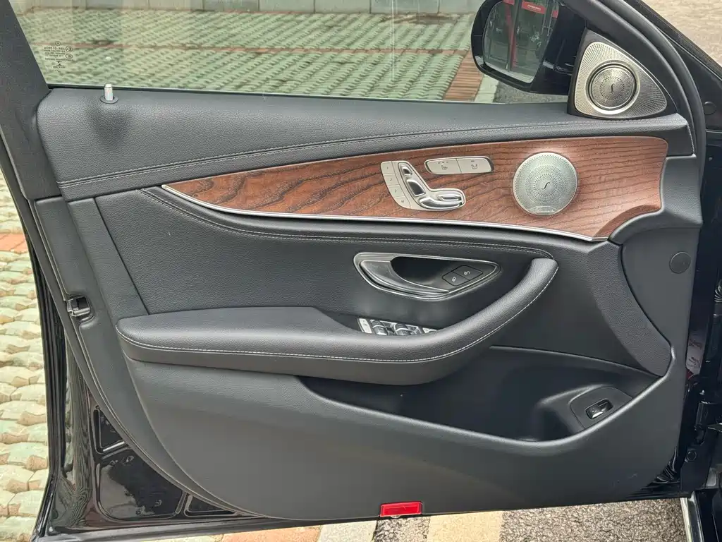 Mercedes-Benz E-Class 2019 E 300 L Fashion купить на сайте DeffCars