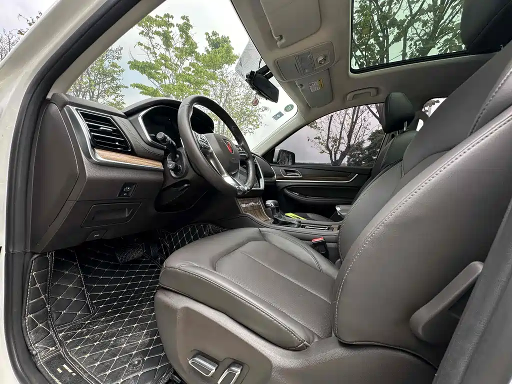 Roewe RX8 2019 30T Intelligent Network 2WD Super Flagship Edition купить на сайте DeffCars