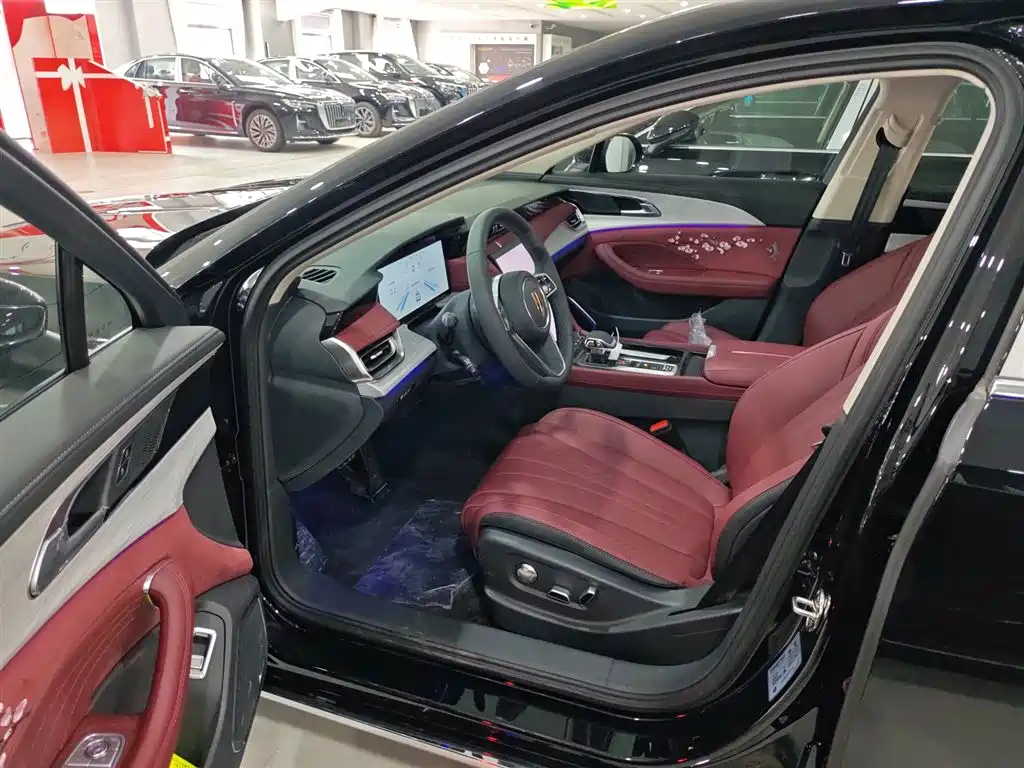 Hongqi H5 PHEV 2025 170 super hybrid version купить на сайте DeffCars