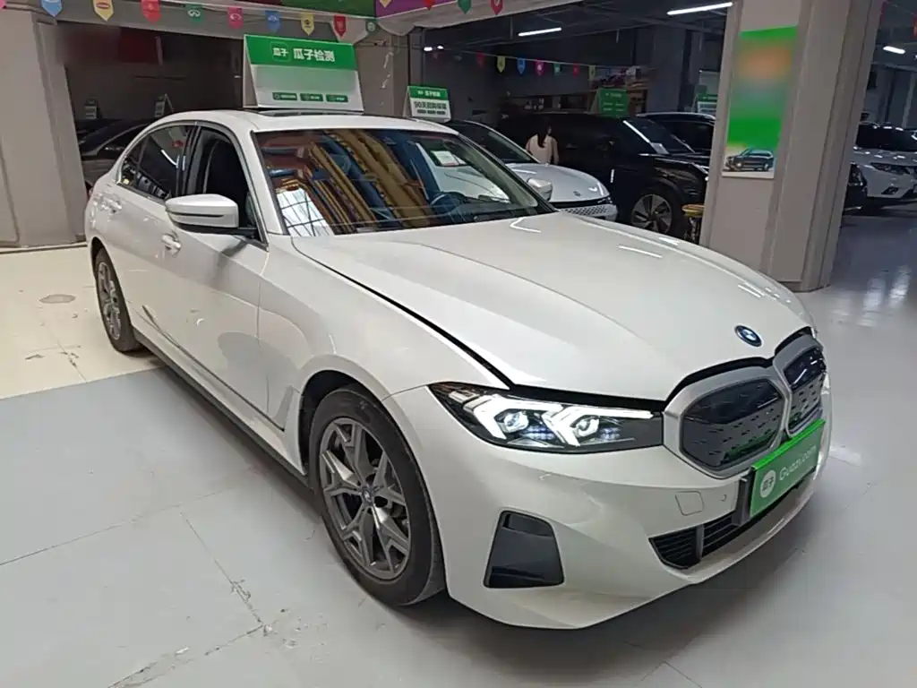 BMW i3 2023 eDrive 40L Night Package купить на сайте DeffCars