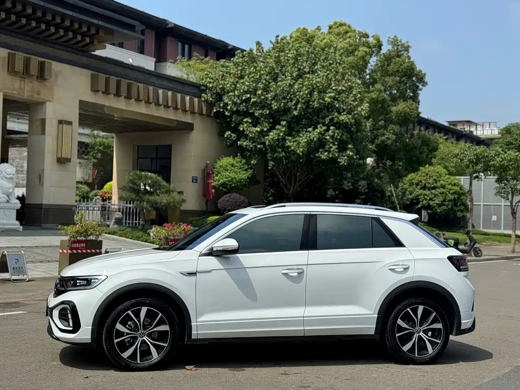 T-ROC 2025 facelift 300TSI DSG two-wheel drive Chenguang version купить на сайте DeffCars