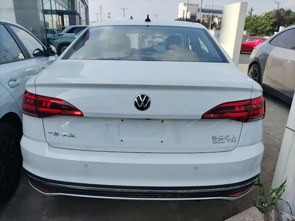 Bora 2025 model 200TSI DSG Yuexing PRO version купить на сайте DeffCars