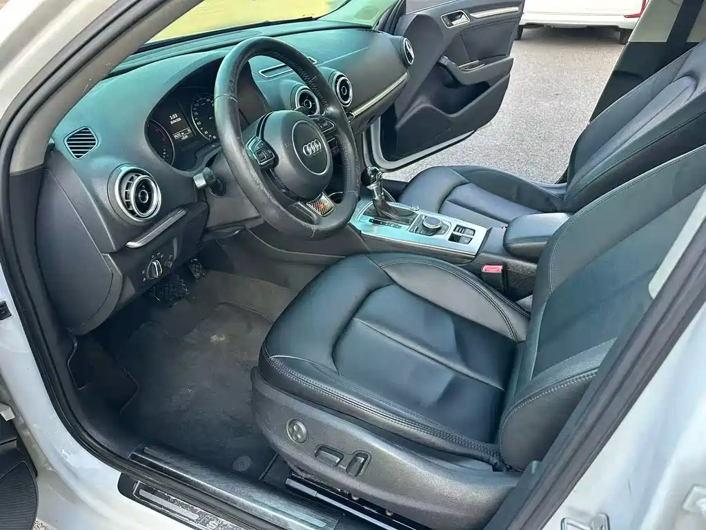 Audi A3 2014 Limousine 35 TFSI automatic comfort type купить на сайте DeffCars