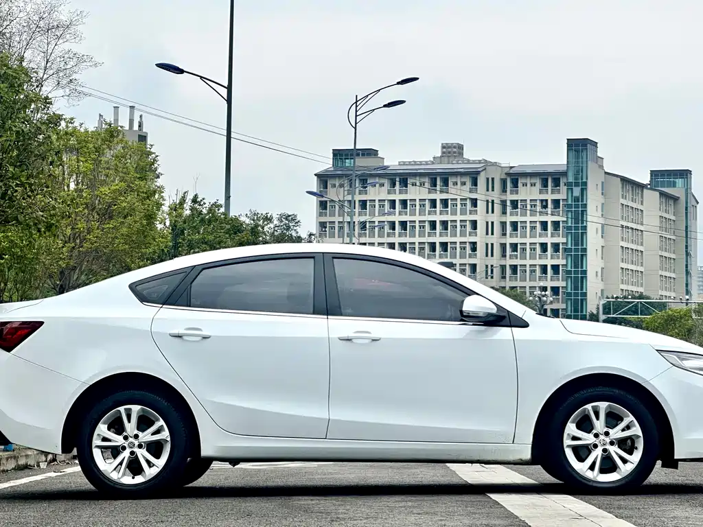 Ruixing 2016 1.5T Automatic Value Deluxe Edition купить на сайте DeffCars