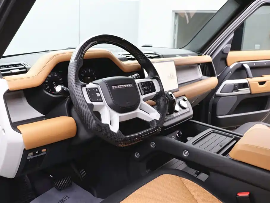 Land Rover Defender 2024 110 3.0T P400 X-DYNAMIC HSE купить на сайте DeffCars