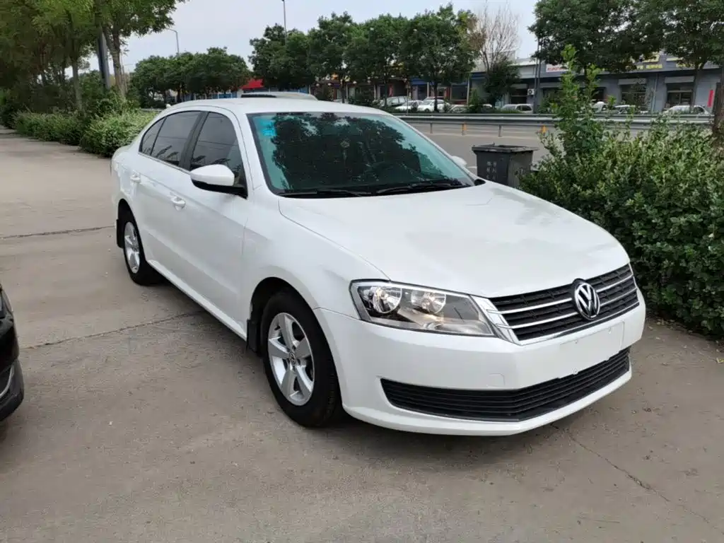 Lavida 2015 1.6L automatic fashion version купить на сайте DeffCars