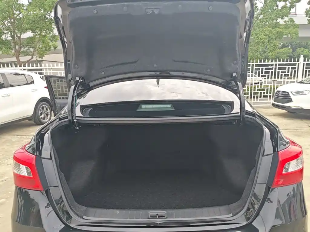 Sylphy 2022 Classic 1.6XE CVT Comfort Edition купить на сайте DeffCars