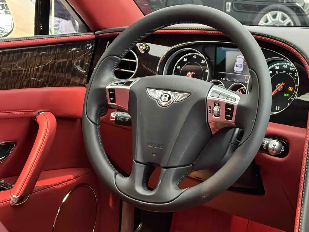 Flying Spur 2017 4.0T V8 Standard Edition купить на сайте DeffCars