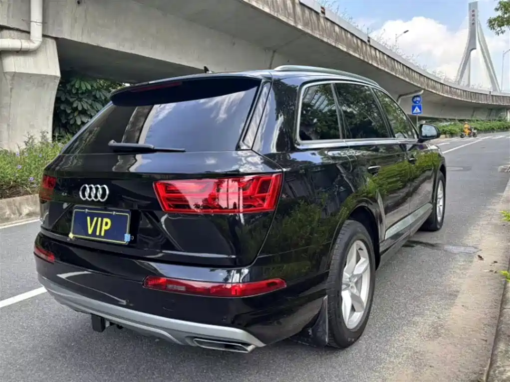 Audi Q7 2019 55 TFSI Technology купить на сайте DeffCars