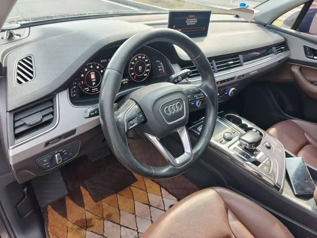 Audi Q7 2018 40 TFSI comfort type купить на сайте DeffCars