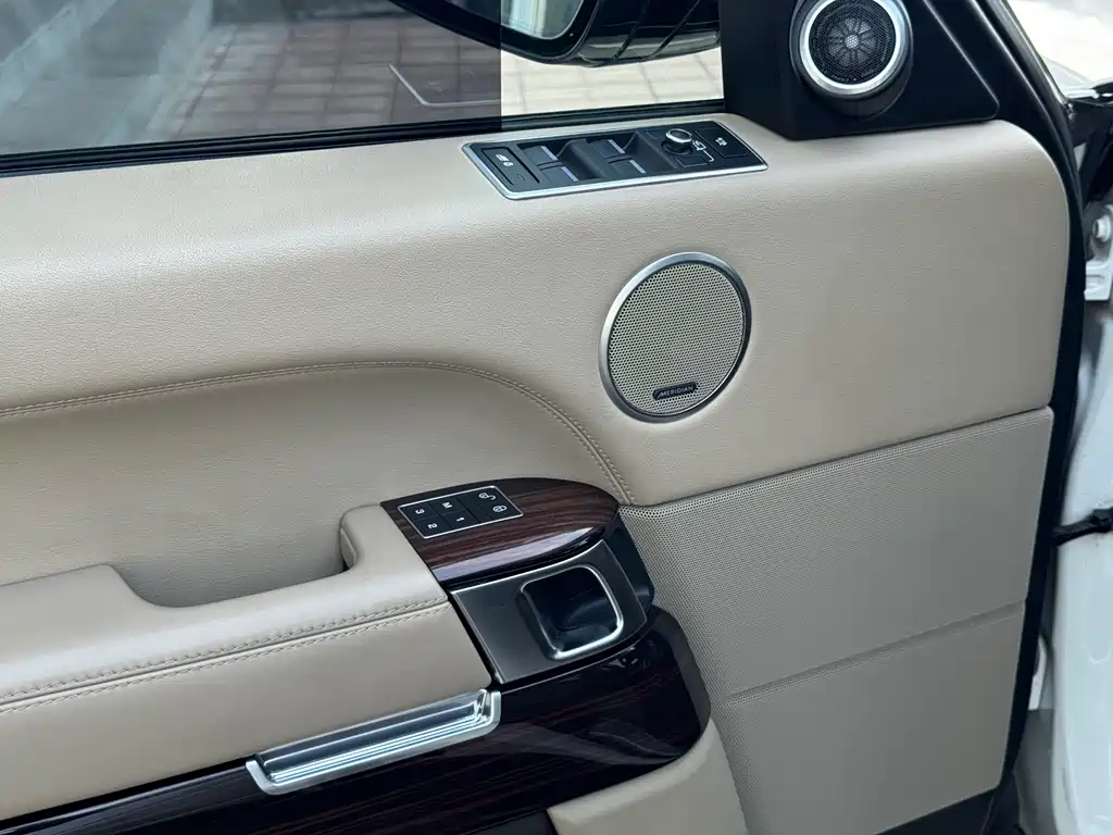 Range Rover 2017 3.0 SC V6 Vogue купить на сайте DeffCars