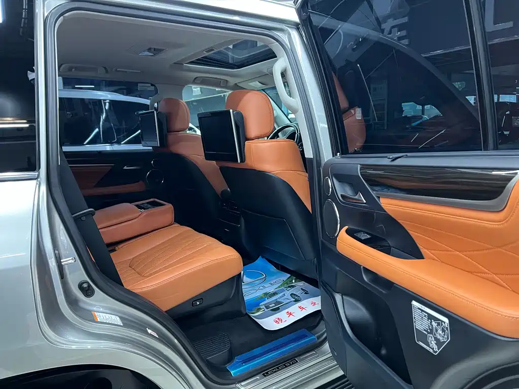 Lexus LX 2019 570 Peak Special Edition купить на сайте DeffCars