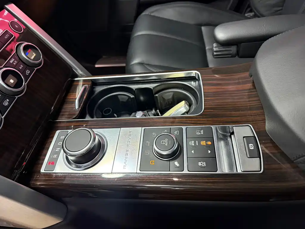 Range Rover 2017 3.0 SC V6 Vogue купить на сайте DeffCars