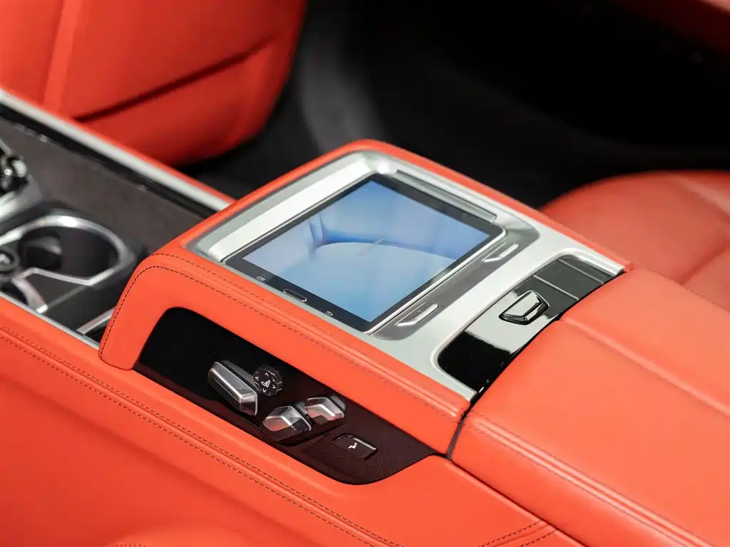 BMW 7 Series 2018 M760Li xDrive купить на сайте DeffCars