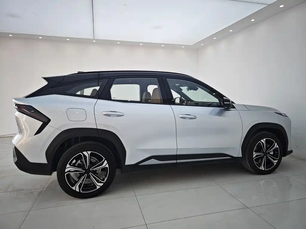 Galaxy L7 2025 EM-i 115km Discovery+ Edition купить на сайте DeffCars