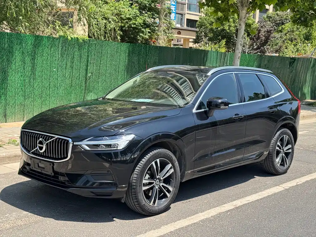 Volvo XC60 2019 T5 4WD Zhiyuan Edition National VI купить на сайте DeffCars