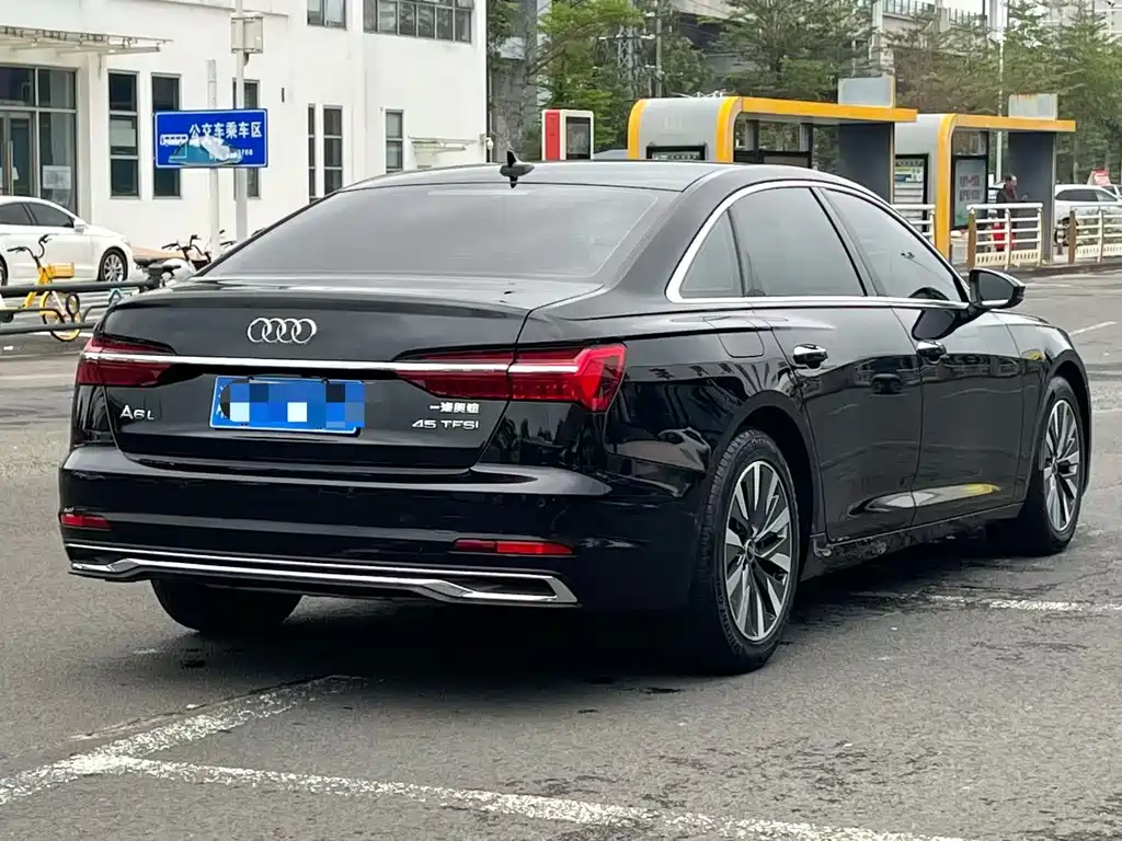 Audi A6L 2023 45 TFSI Premium Elegant Model купить на сайте DeffCars