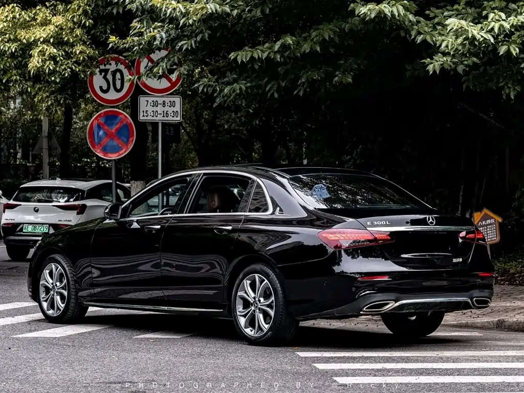 Mercedes-Benz E-Class 2022 facelift E 300 L sporty and stylish купить на сайте DeffCars