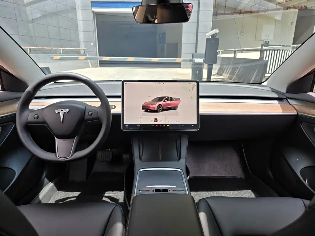 Model 3 2022 rear-wheel drive version купить на сайте DeffCars