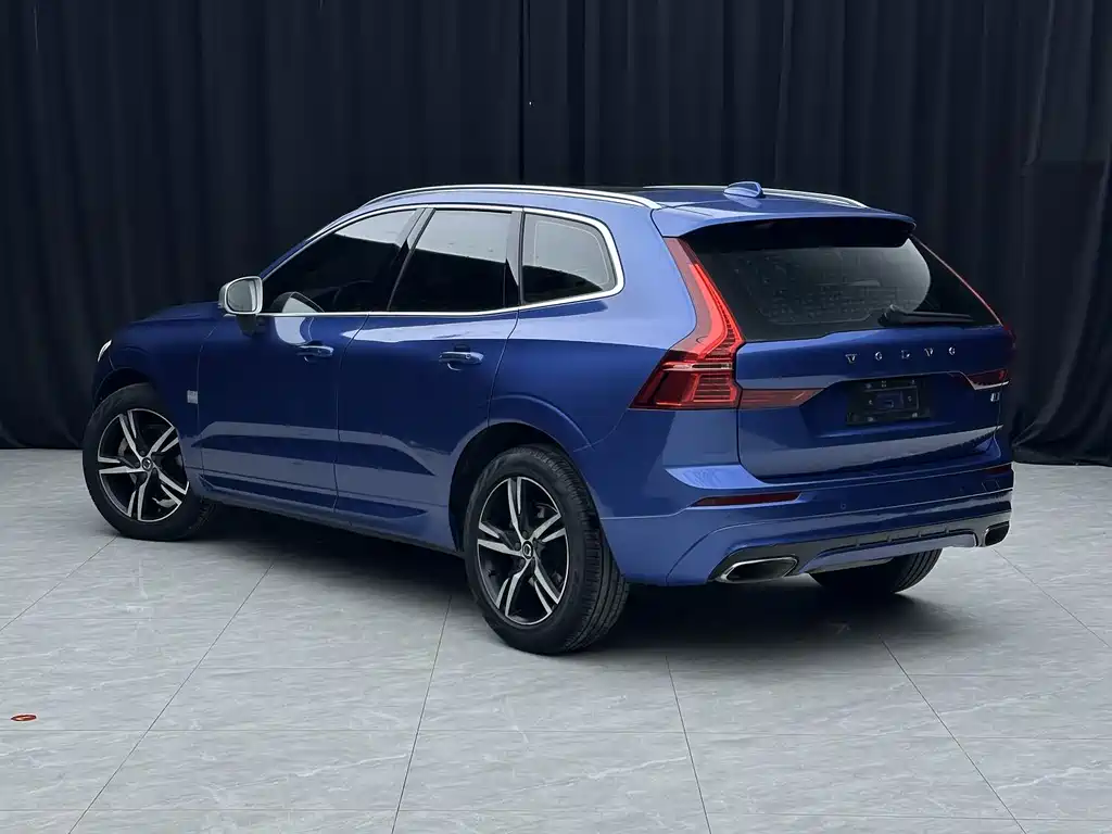 Volvo XC60 2018 T5 four-wheel drive Zhiya Sports Edition купить на сайте DeffCars