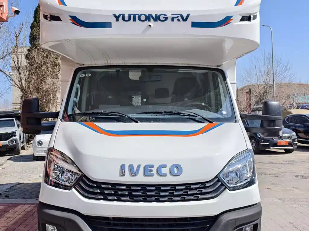 Iveco Wolfson 2021 3.0T automatic Chaorui long-axis short-hanging high-top side sliding door F1C купить на сайте DeffCars