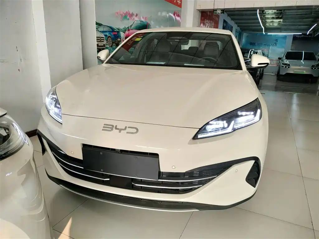 Seal 06 2025 DM-i smart driving version 80KM luxury model купить на сайте DeffCars