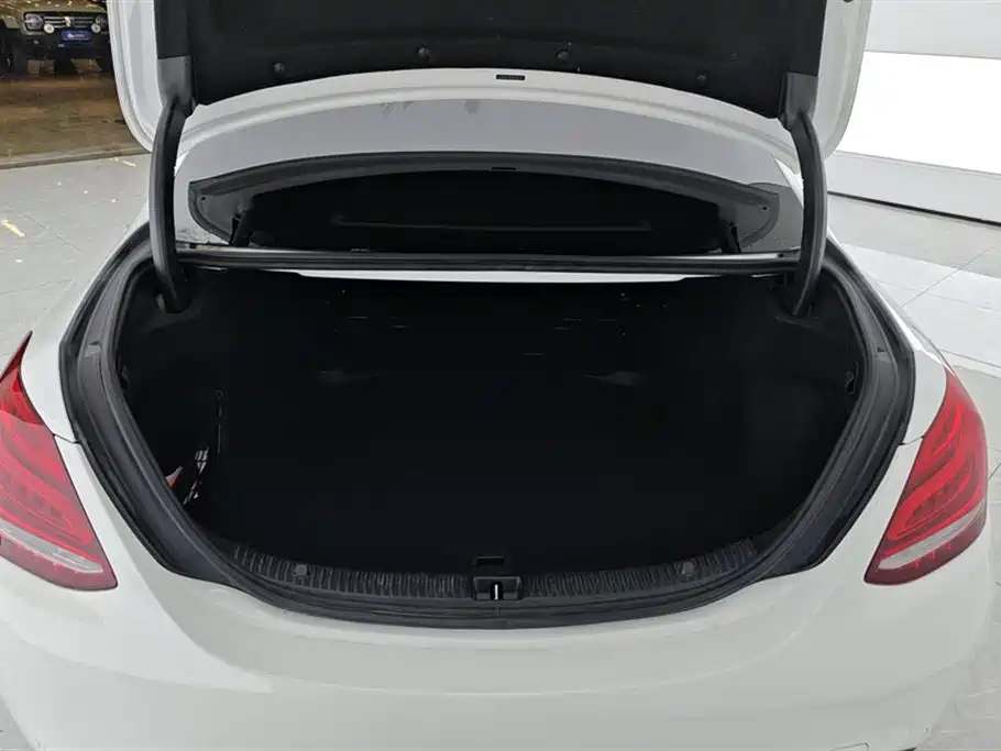 Mercedes-Benz C-Class 2017 facelift C 200 L sports version купить на сайте DeffCars