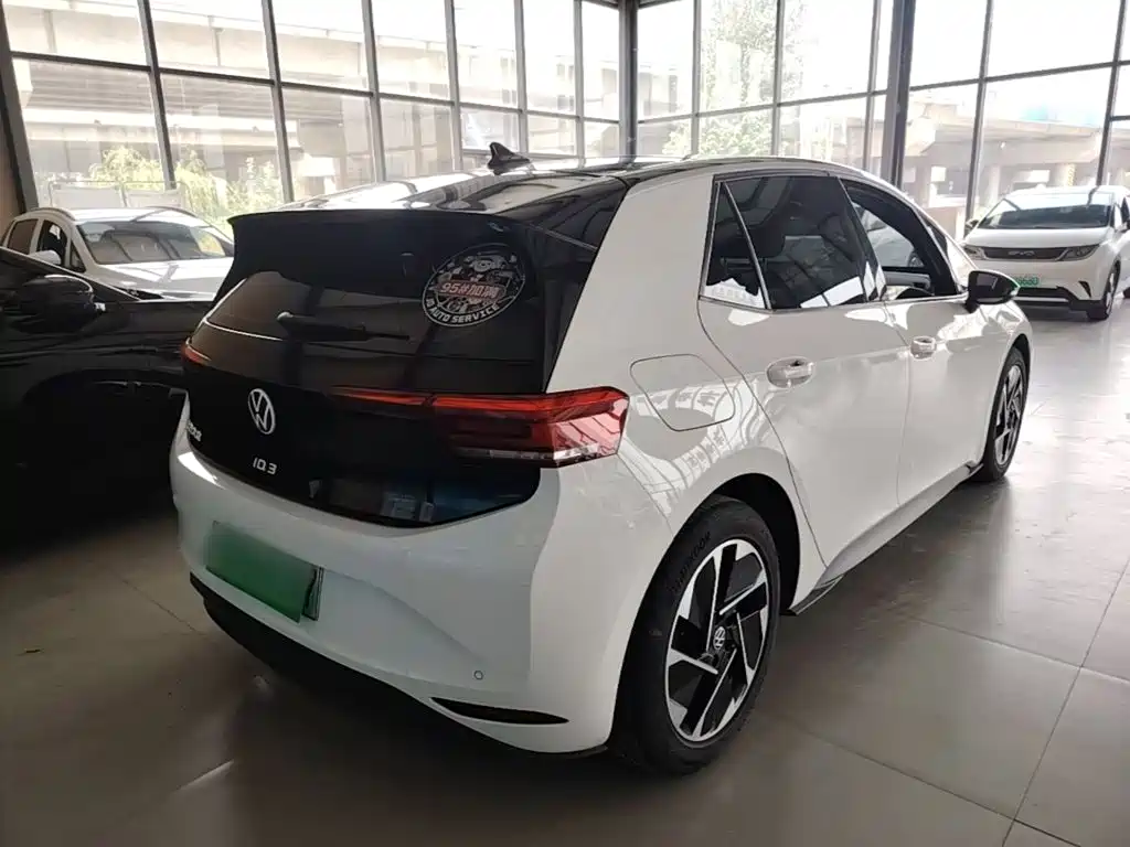 Volkswagen ID.3 2024 Outstanding Edition купить на сайте DeffCars