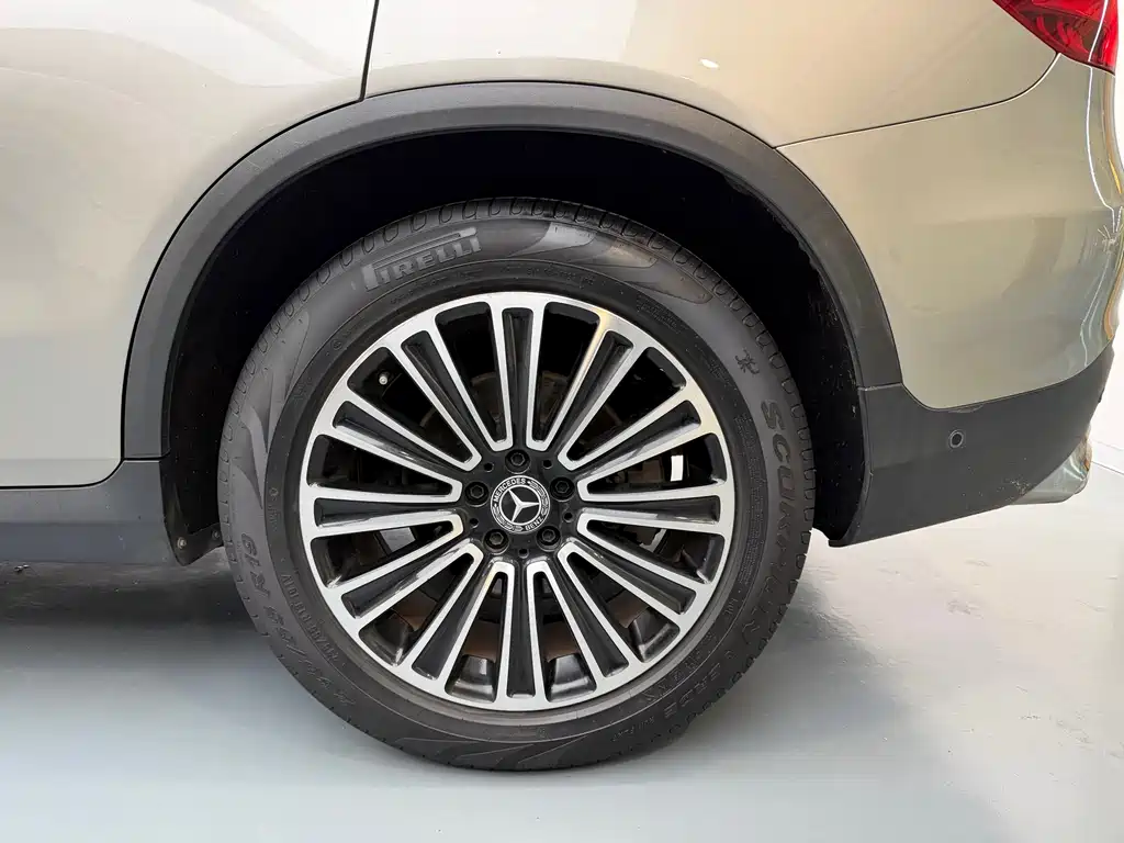 Mercedes-Benz GLC 2019 GLC 200 L 4MATIC купить на сайте DeffCars