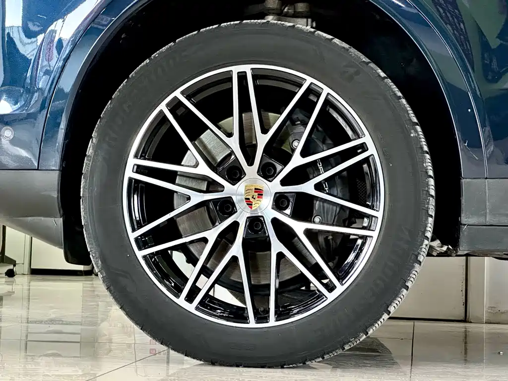 Cayenne 2024 Cayenne 3.0T купить на сайте DeffCars