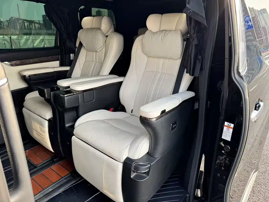 Wilfa 2021 Crown Dual Engine 2.5L HV Extreme Edition купить на сайте DeffCars