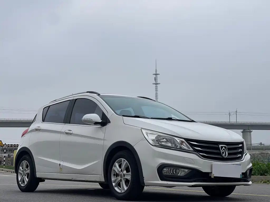 Baojun 310 2016 1.2L manual luxury model купить на сайте DeffCars