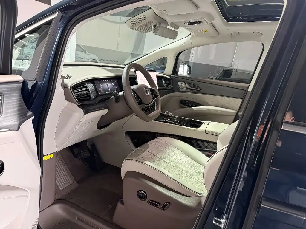 Denza D9 2022 DM-i 970 four-wheel drive flagship model купить на сайте DeffCars