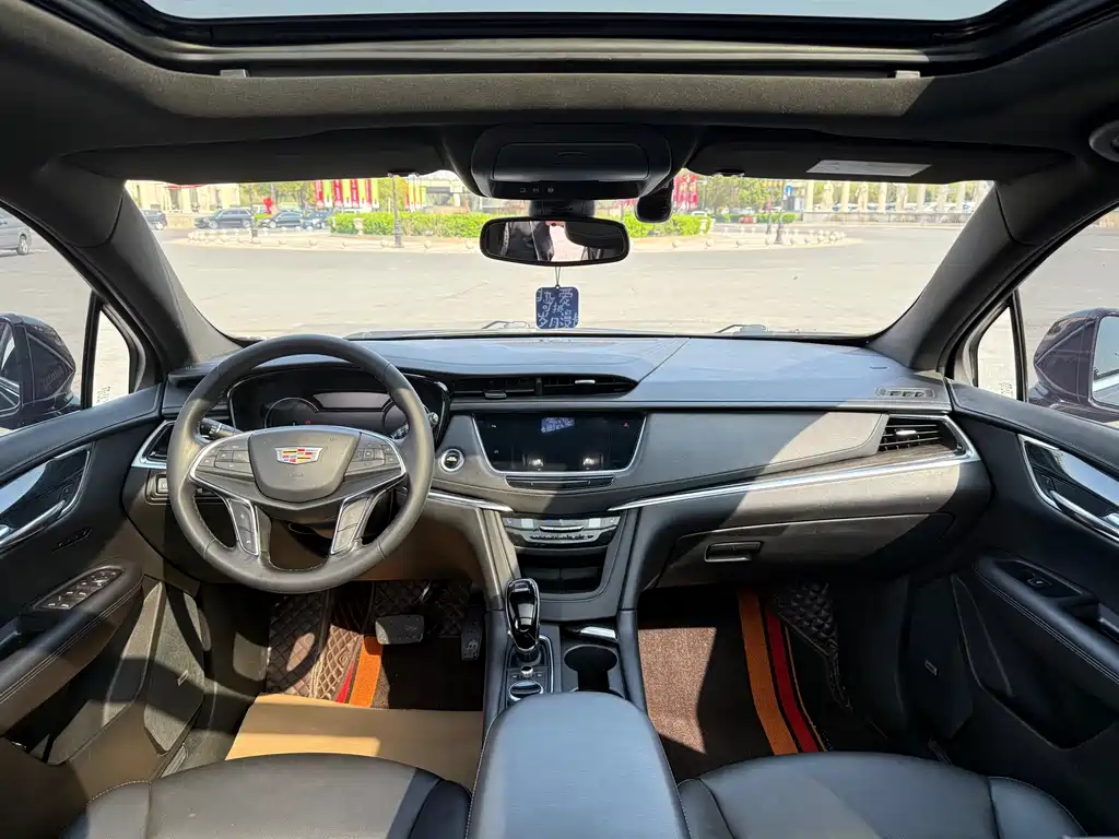 Cadillac XT5 2022 2.0T two-wheel drive luxury model купить на сайте DeffCars
