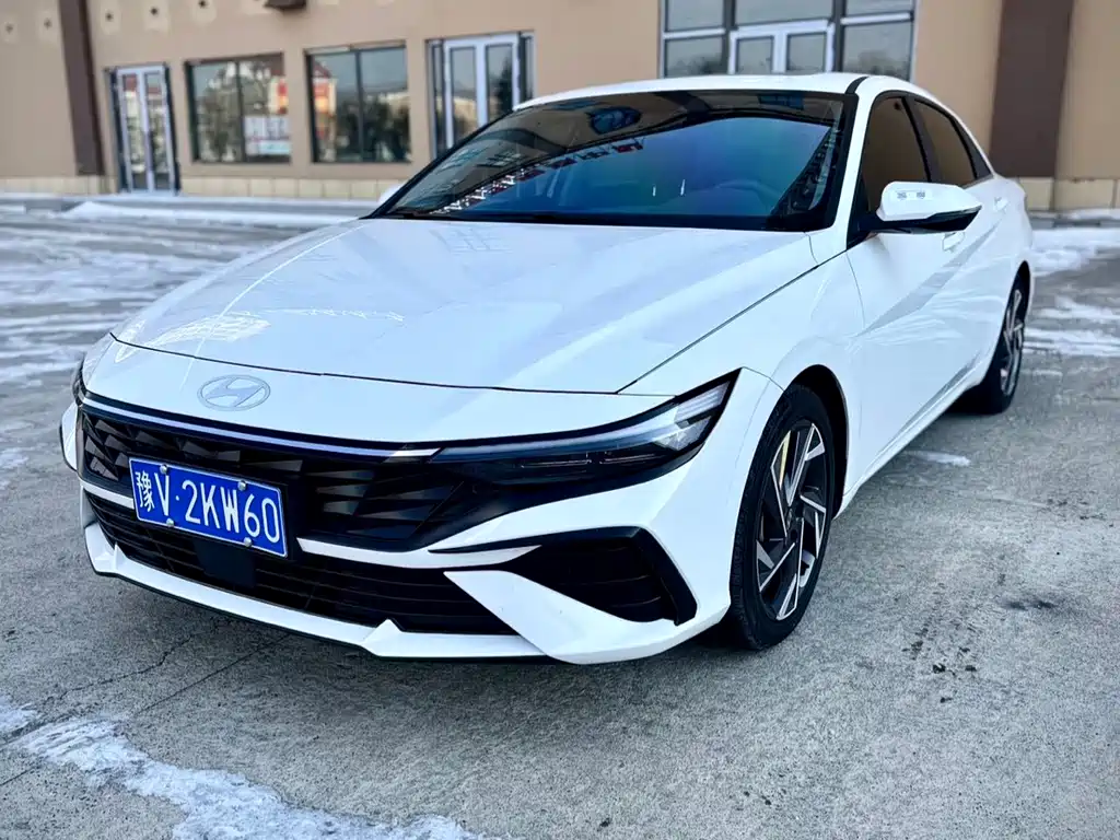 Elantra 2023 1.5L CVT LUX Premium Edition купить на сайте DeffCars