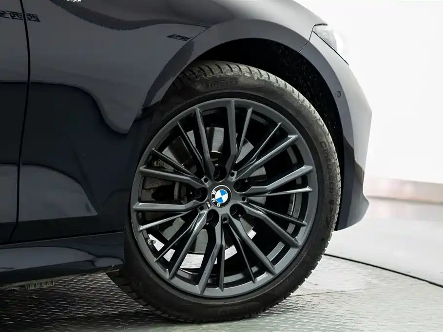 BMW 3 Series 2023 330i M Sports Night Package купить на сайте DeffCars