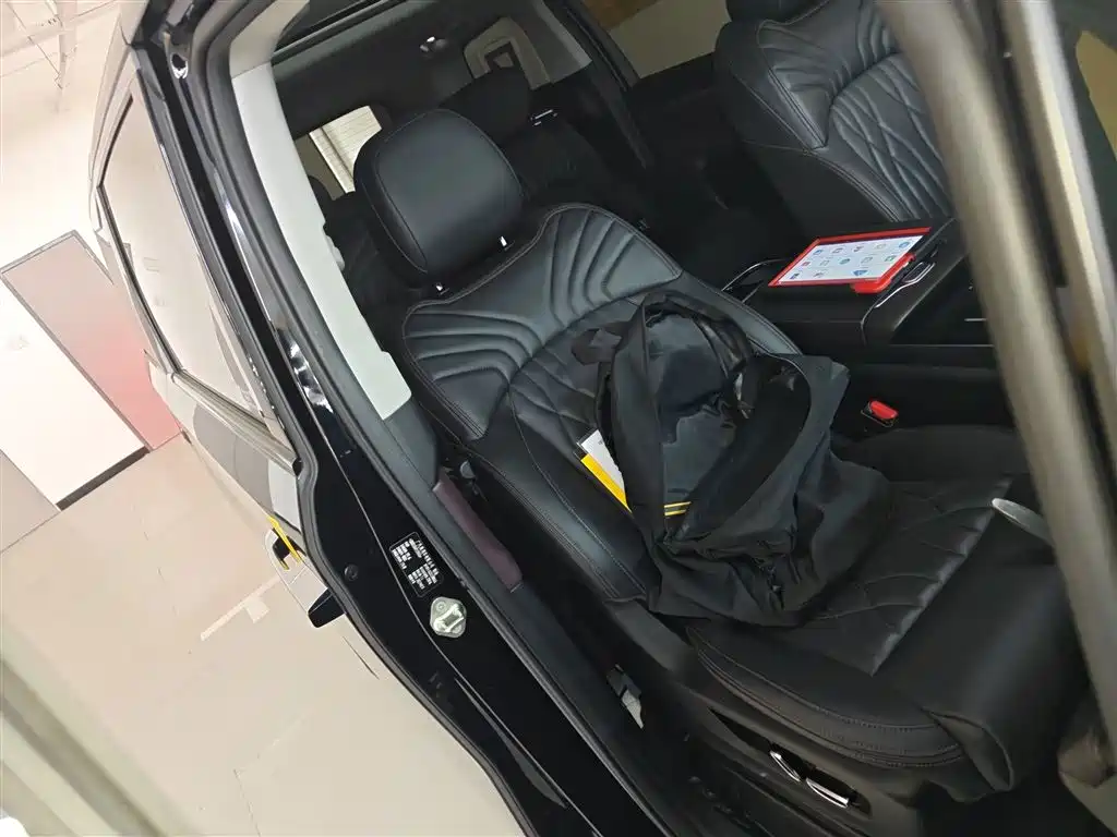 Trumpchi M8 2024 Master Series 400T Extreme Edition купить на сайте DeffCars