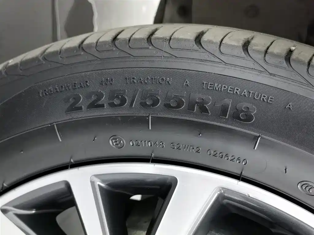 Outlander 2018 2.4L four-wheel drive luxury version 7 seats купить на сайте DeffCars