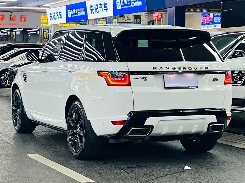 Range Rover Sport 2021 3.0 L6 Black Edition купить на сайте DeffCars
