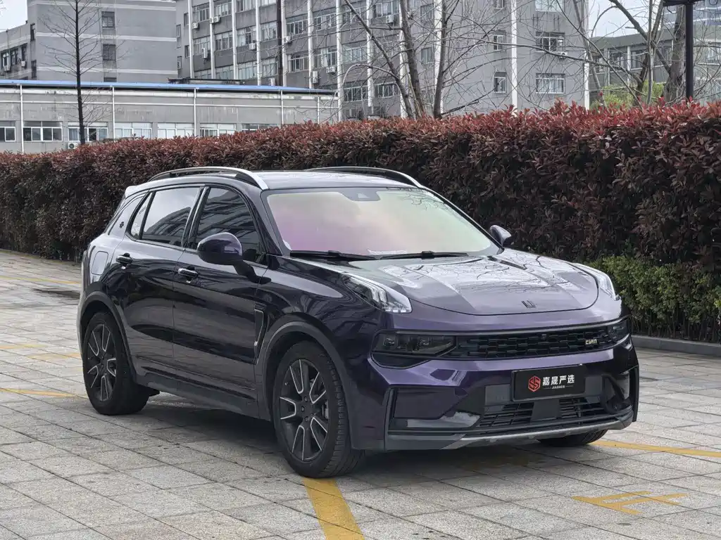 Lynk & Co 01 2021 2.0TD 2WD Pro купить на сайте DeffCars