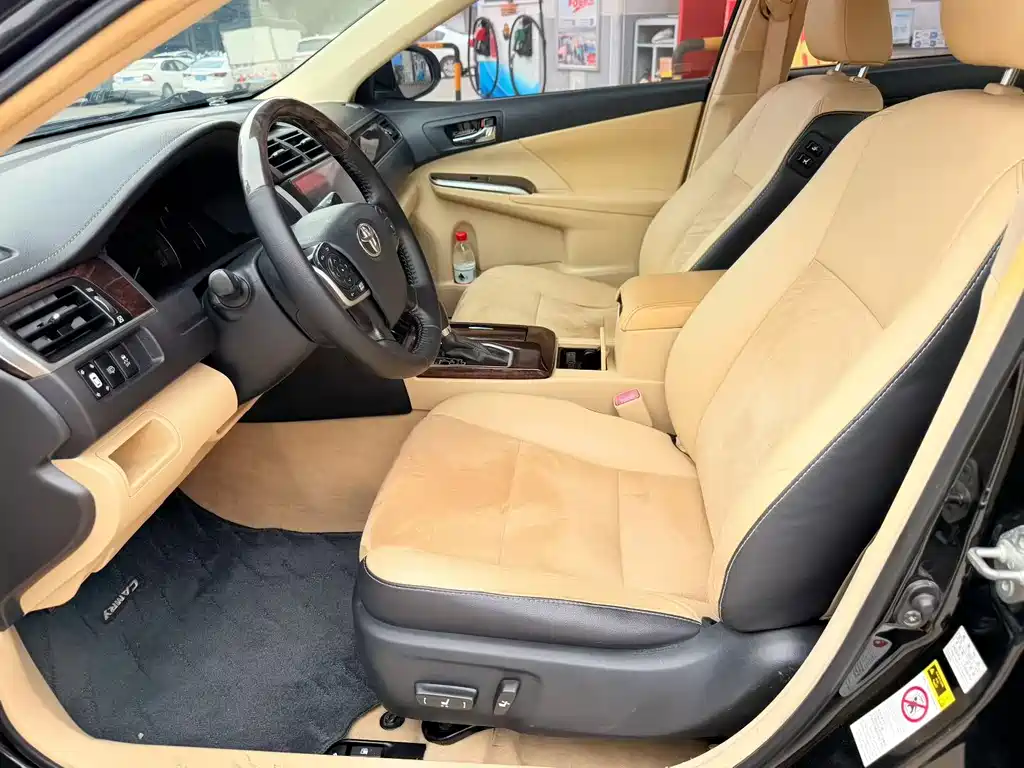 Camry 2016 2.5G 10th Anniversary Deluxe Navigation Edition купить на сайте DeffCars